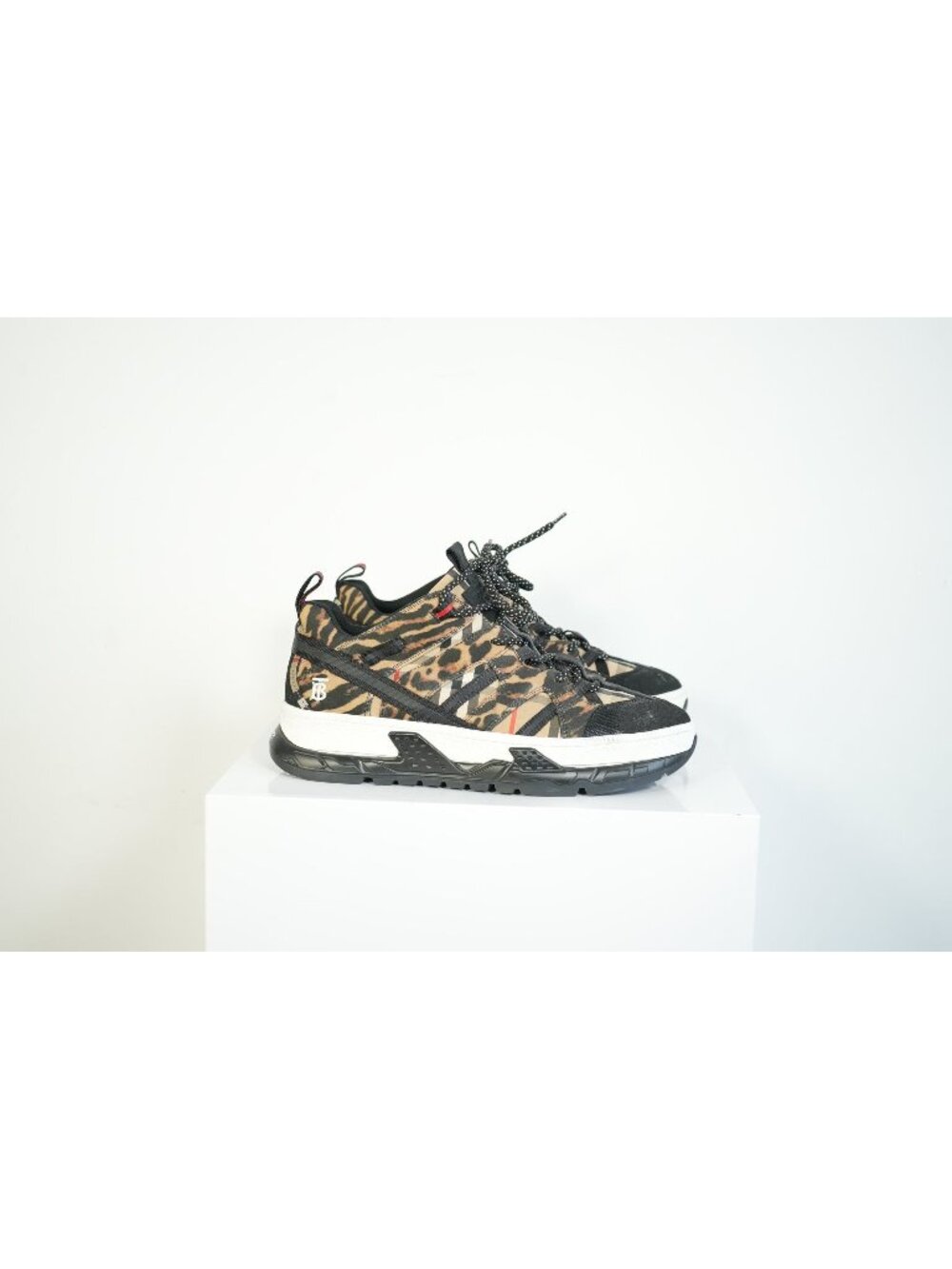 Burberry Leopard Print Neoprene and Cotton Size 44